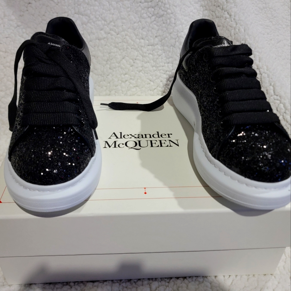 Alexander McQueen Oversized Sneaker
